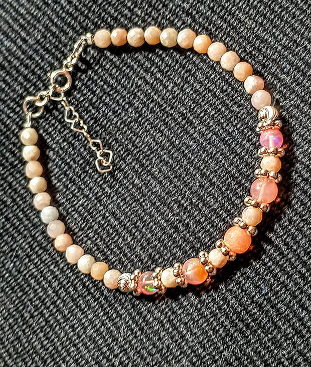 Bratara argint opal de foc etiopian opal roz boho chic pastel trendy - Transport gratuit