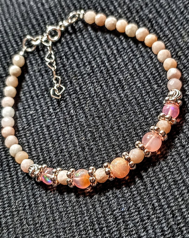 Bratara argint opal de foc etiopian opal roz boho chic pastel trendy - Transport gratuit