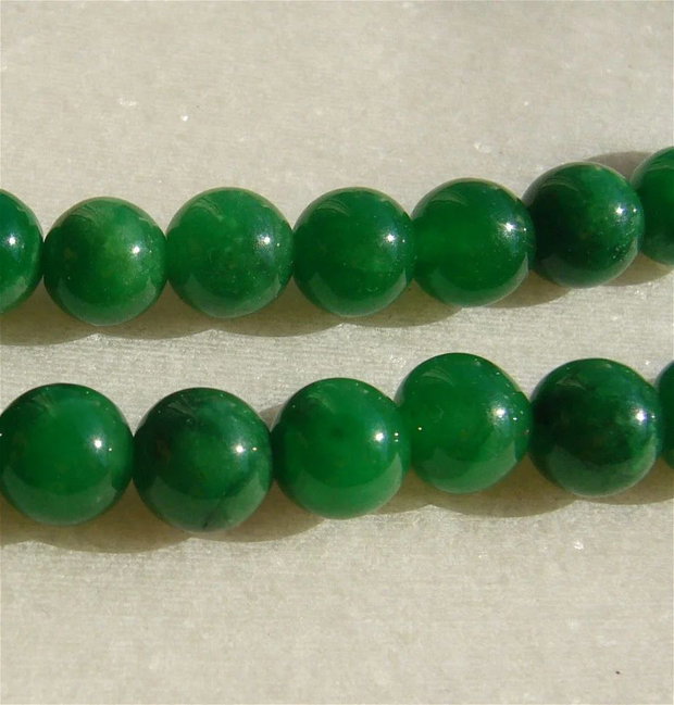 Jad verde NATURAL de aprox 0,8 mm - sirag scurt aprox 19 cm (24 bucati) - fara inchizatoare