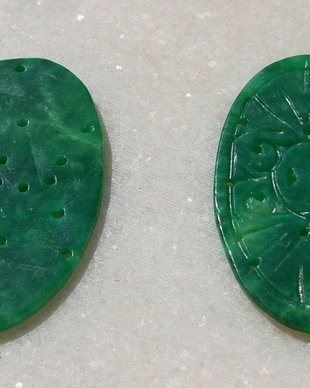 (2 bucati) Pandantiv oval gravat manual din jad verde aprox 1.5x25x41 mm