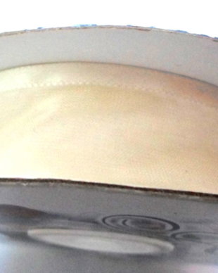 Panglica satin ribbon alb transparent cu margini alb mat