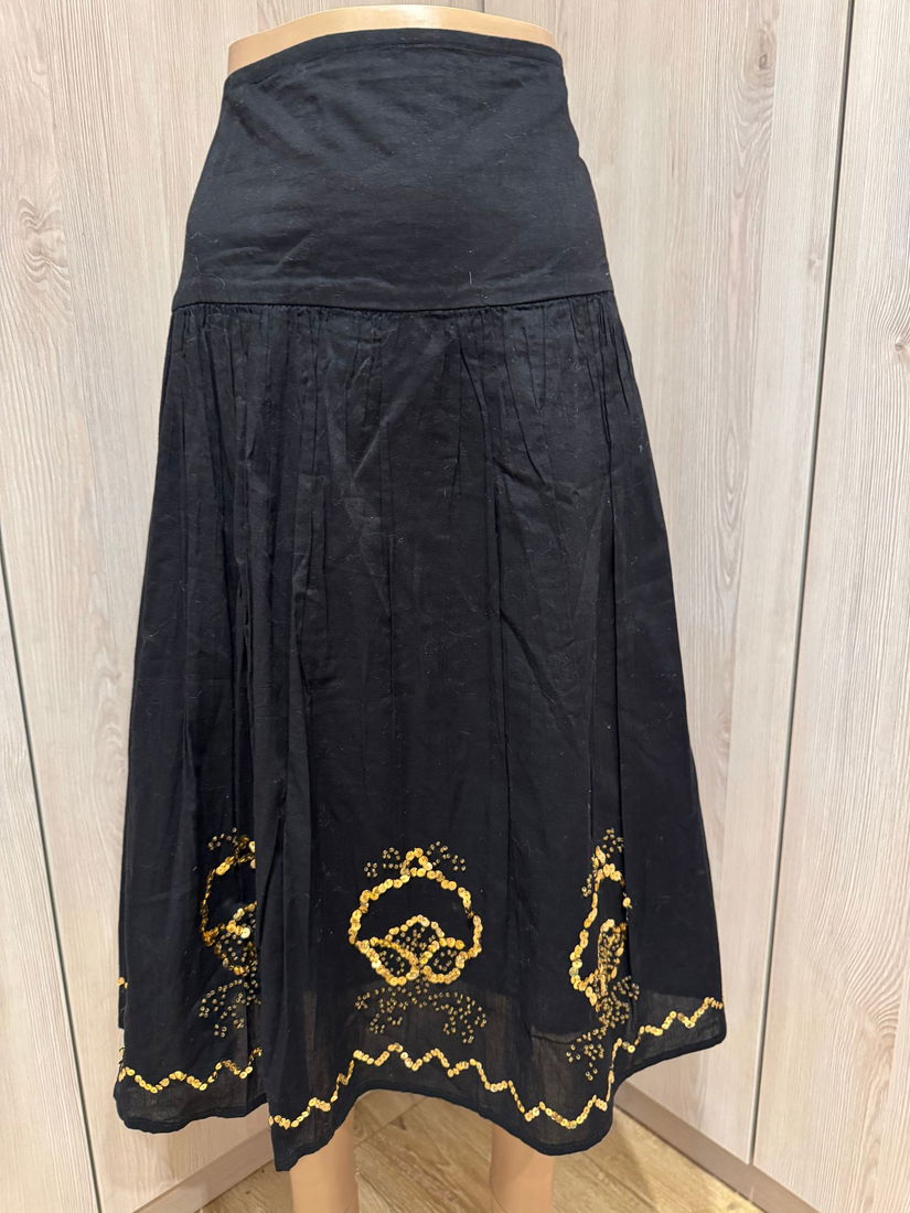 FUSTA BUMBAC CU BRODERIE DIN PAIETE SI MARGELE ELEGANTA MARIME 38