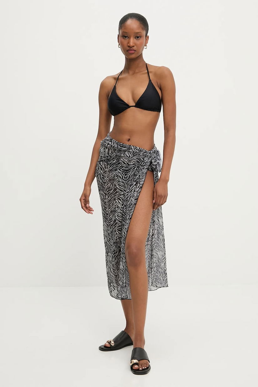 Answear Lab costum de baie din două piese culoarea negru, cupa usor rigidizata