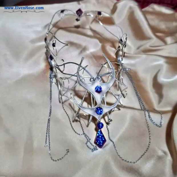Moonshadow Empress, coroana 3 in 1