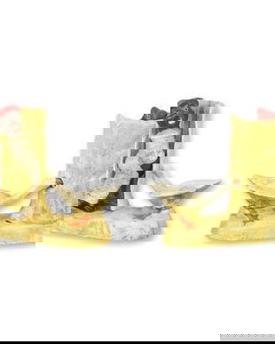 Baietel cu gasca- figurina din fonta