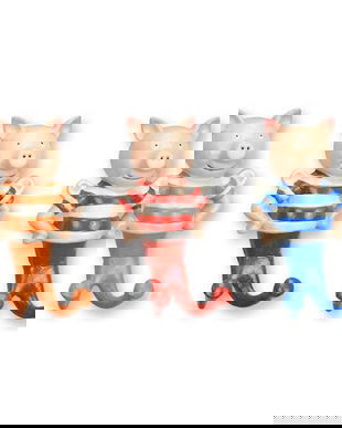 Set trei cuierase purcelusi din fonta