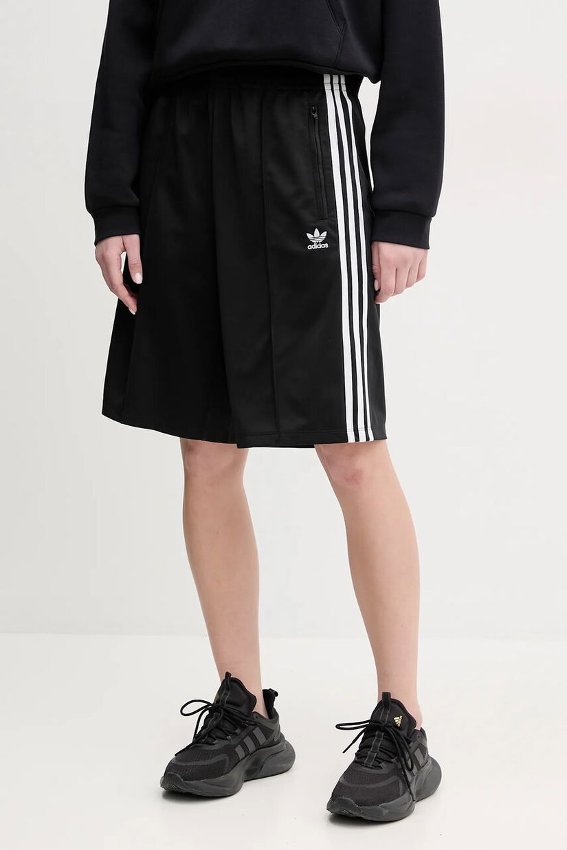 adidas Originals pantaloni scurti Firebird femei, culoarea negru, cu imprimeu, high waist, JD0286
