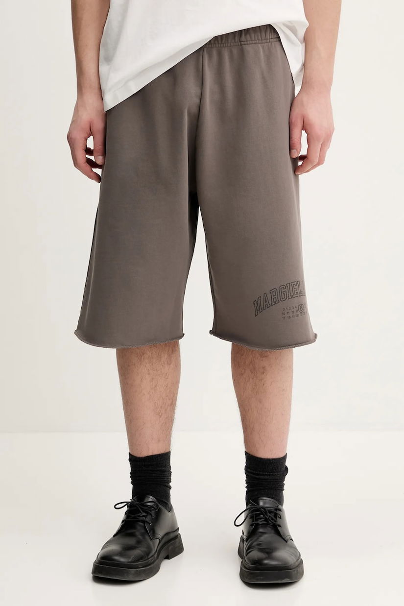 MM6 Maison Margiela pantaloni scurti din bumbac barbati, culoarea maro, SH0MU0016.M25012