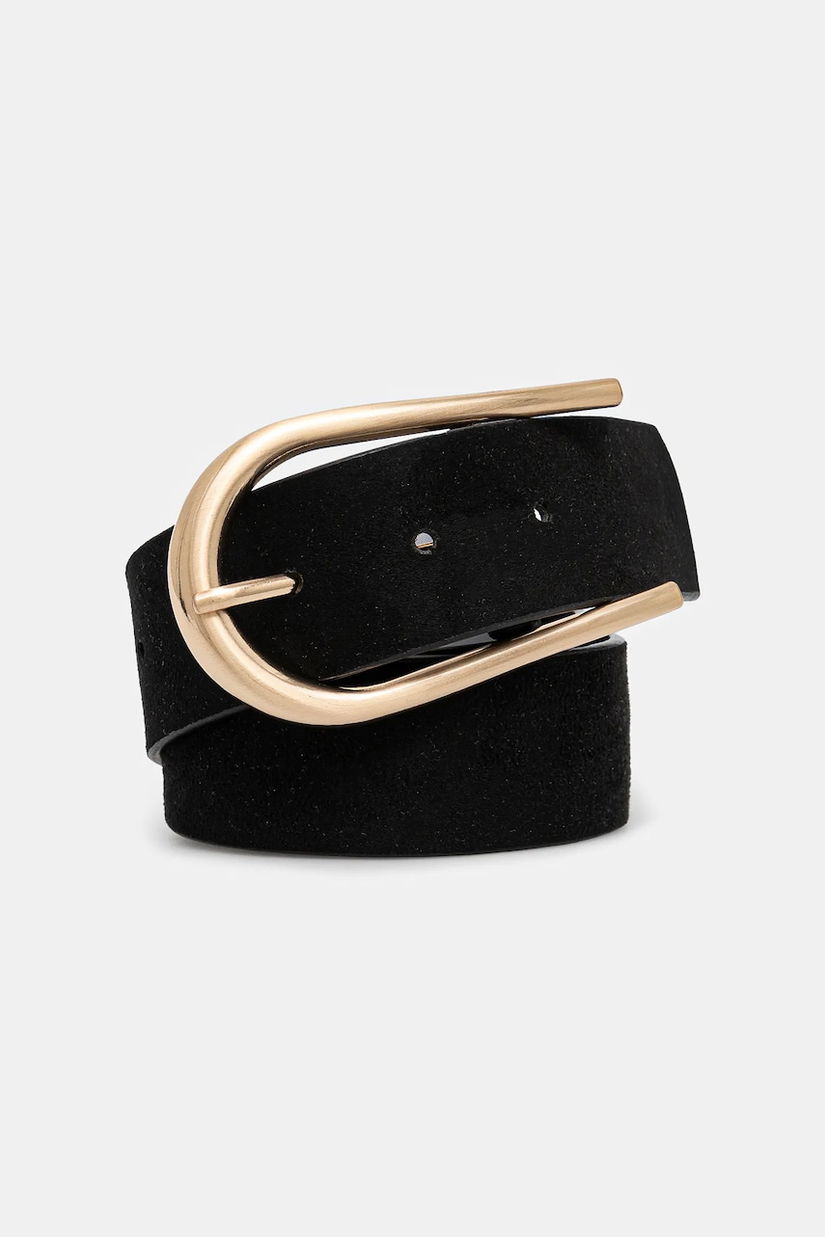 Medicine curea femei, culoarea negru