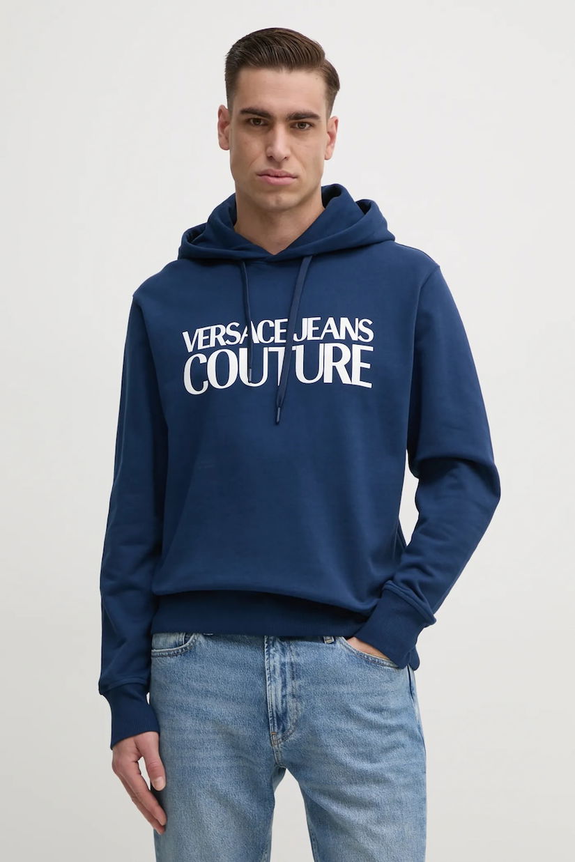 Versace Jeans Couture hanorac de bumbac barbati, culoarea albastru marin, cu glugă, cu imprimeu, 78GAIE05 CF00E