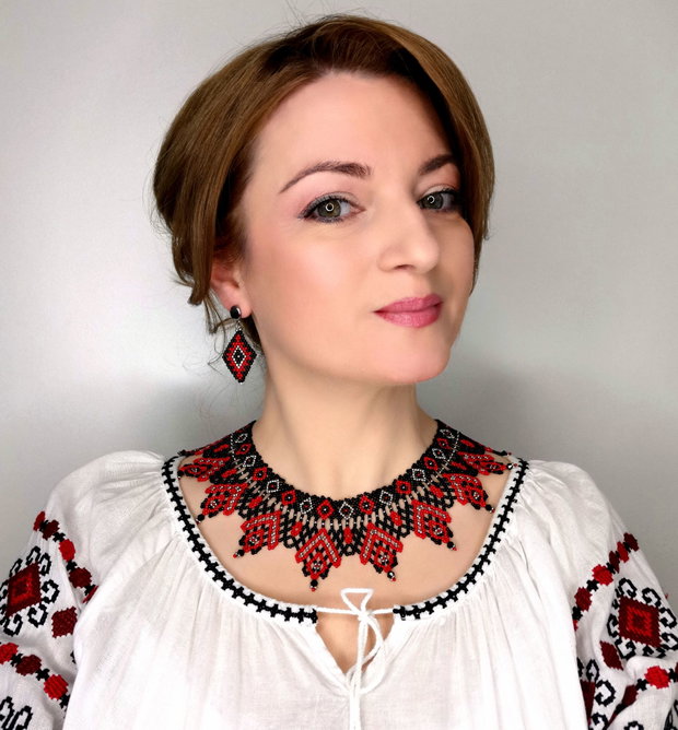 Rezervat Set Colier și Cercei - Roșu de Mărgăritar