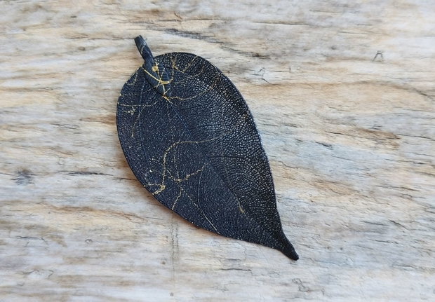 Pandantiv frunza electroplacata, 66x31 mm