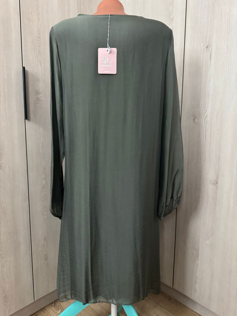 ROCHIE BRODERIE MANUALA ,MATASE NATURALA CAPTUSITA MARIME UNIVERSALA ITALIA