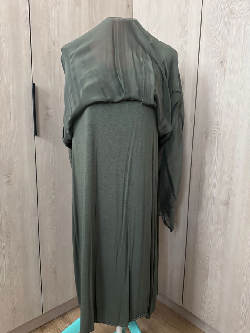 ROCHIE BRODERIE MANUALA ,MATASE NATURALA CAPTUSITA MARIME UNIVERSALA ITALIA
