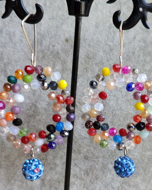Cercei handmade din sarma,cristale tip swarovski  multicolore