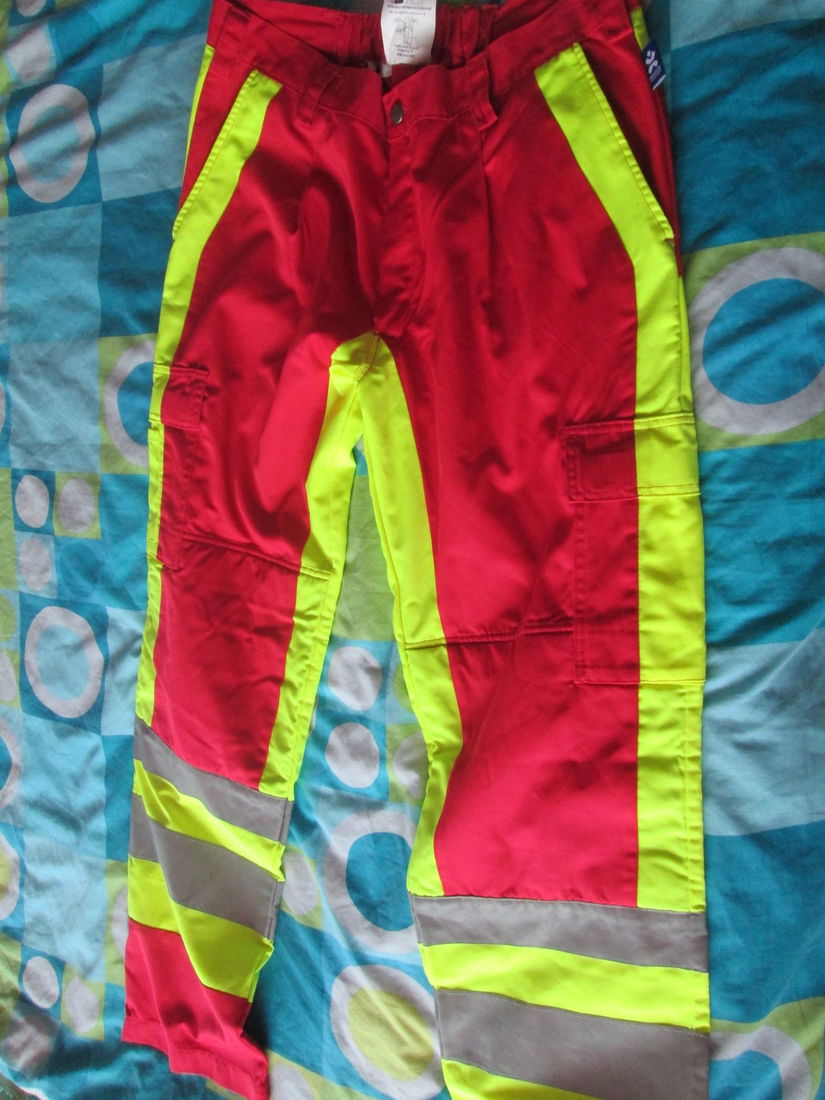 pantaloni de lucru L