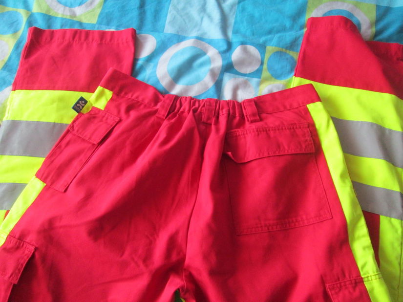 pantaloni de lucru L