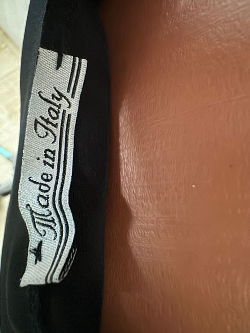 ROCHIE SUPERBĂ VÂSCOZA ELASTAN MĂRIME L ITALIA
