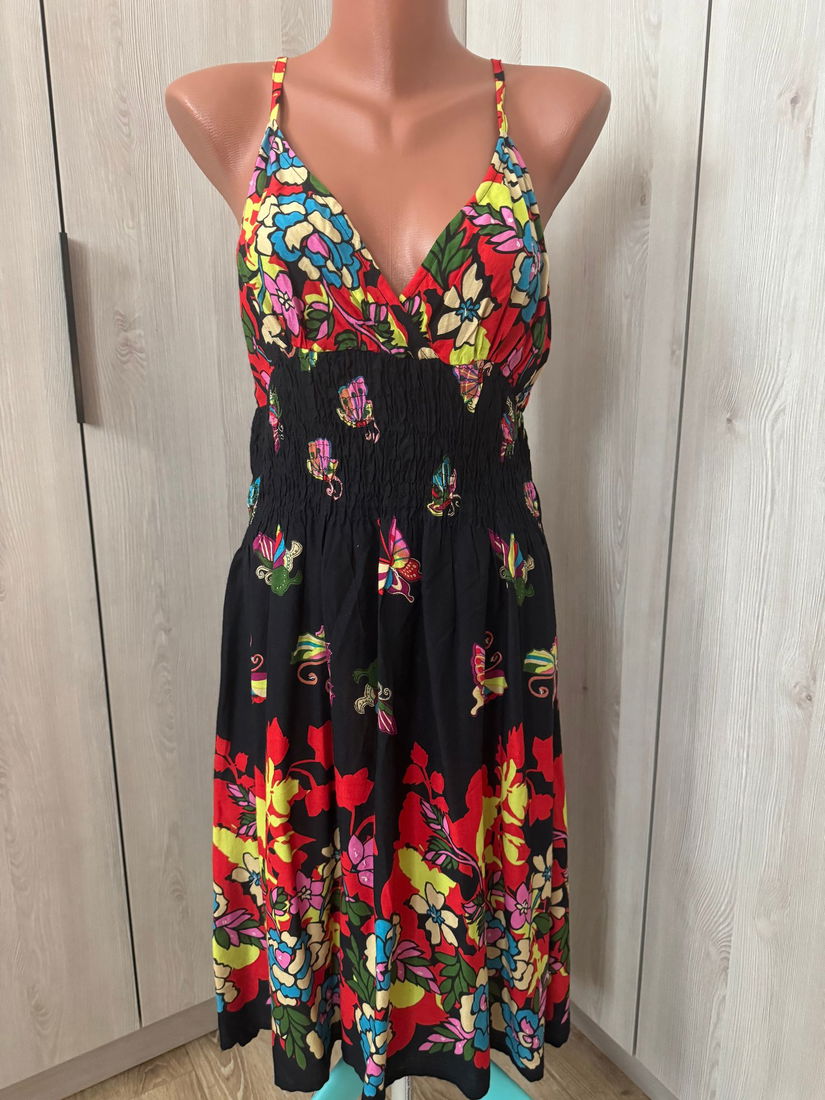 ROCHIE  NOUA ATMOSPHERE RAYON MARIME 40-42 FOARTE FRUMOASA