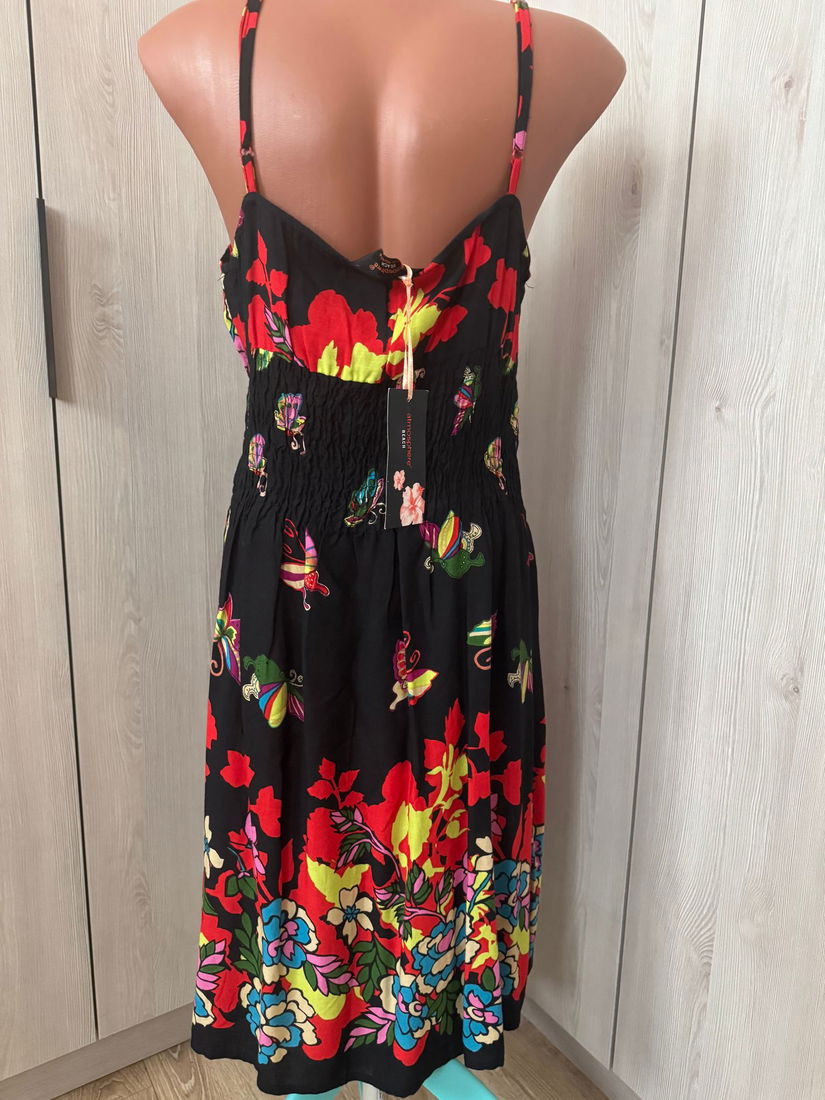 ROCHIE  NOUA ATMOSPHERE RAYON MARIME 40-42 FOARTE FRUMOASA
