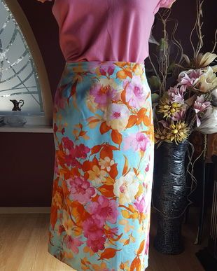 FUSTA ZARA SUPERBA MARIME 40