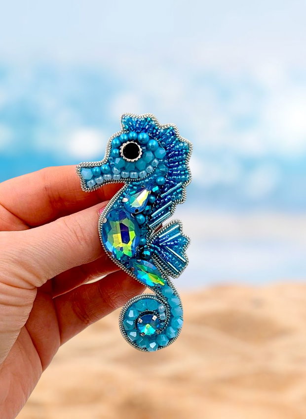 Rezervat Broșă Clăuț de Mare - Blue