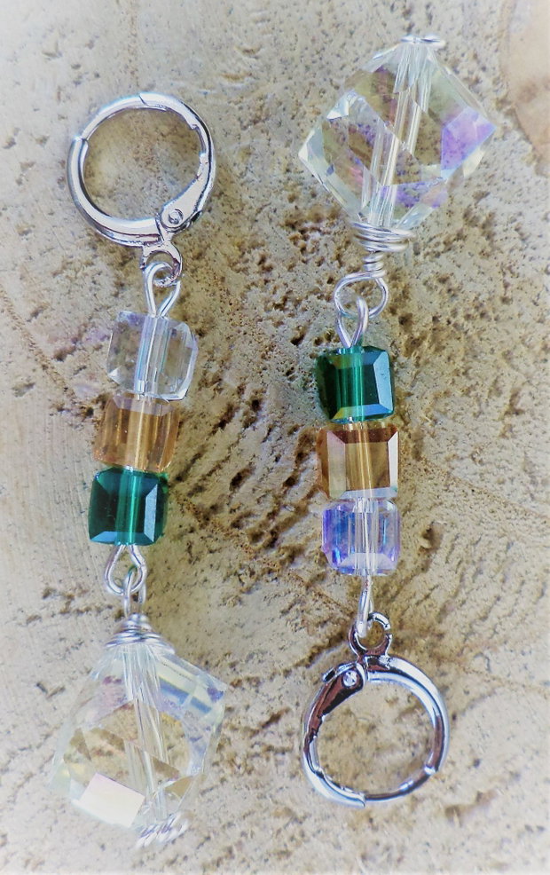 Cercei din sarma si cristale tip swarovski