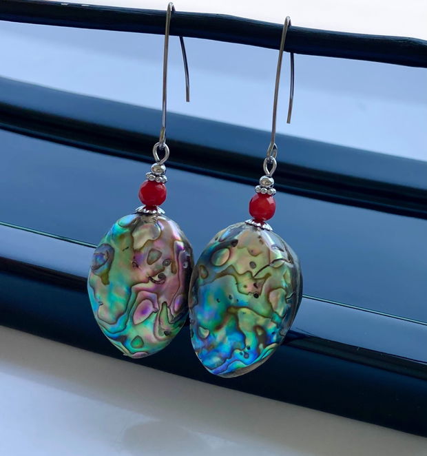 Cercei cu scoici Abalone/Paua si coral