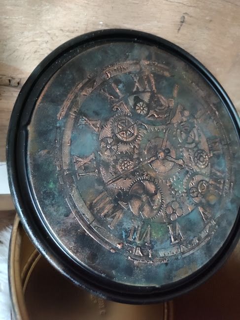 Eleganță industrială: cutia steampunk GearHaven