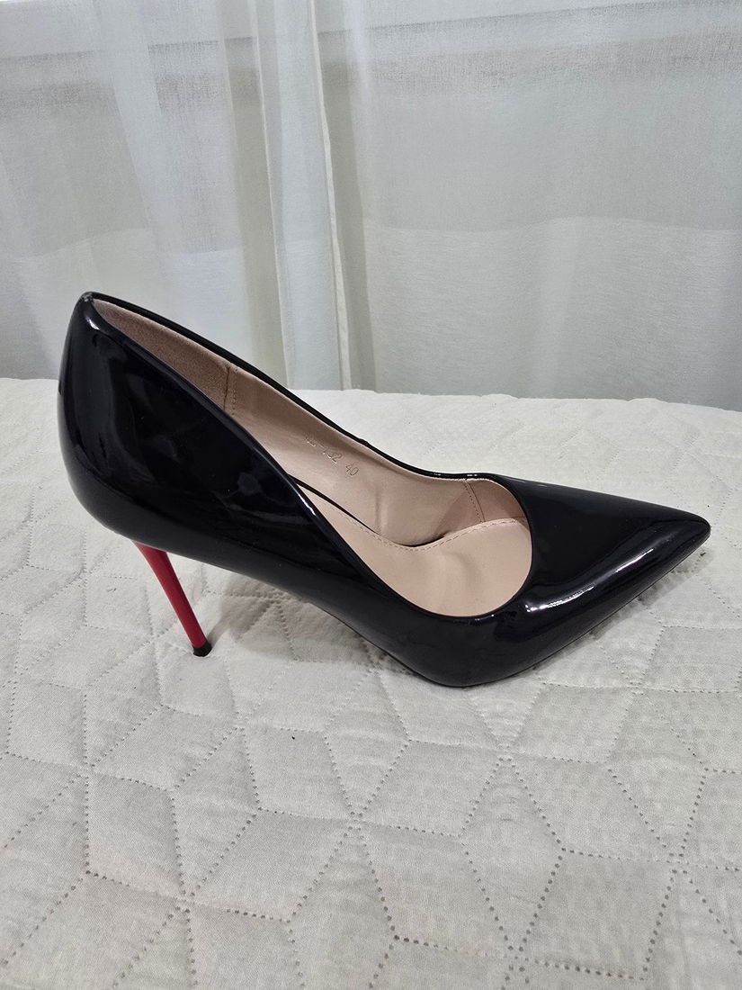 Pantofi