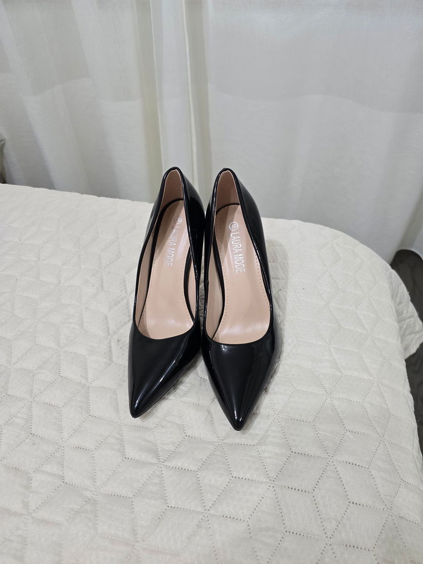 Pantofi