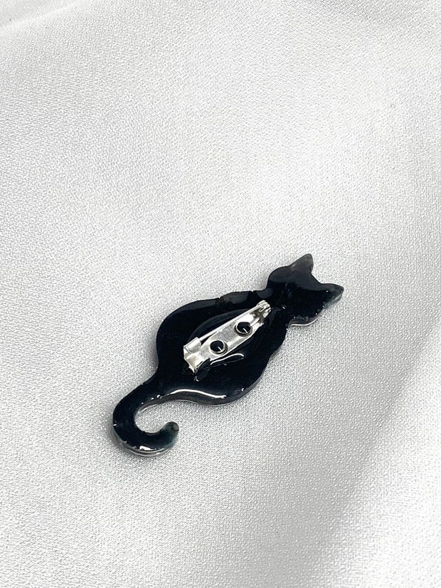 Broșă handmade unicat - din rasina 00590