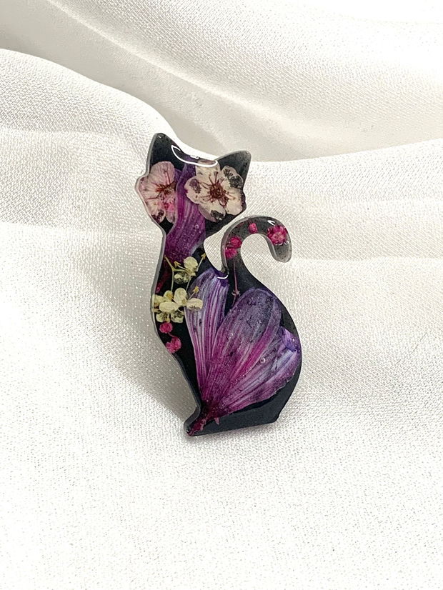 Broșă handmade unicat - din rasina 00591