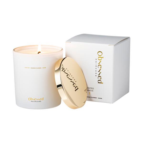 Lumanarea Parfumata Obsessed orange flower, jasmin, musk Obsessed Scented Candle 220 gr