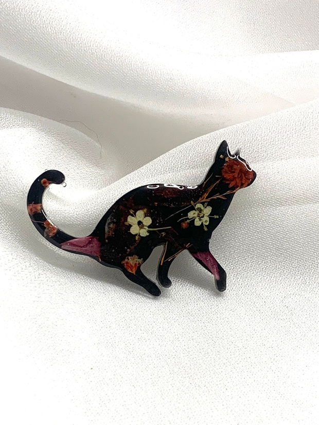 Broșă handmade unicat - din rasina 00593