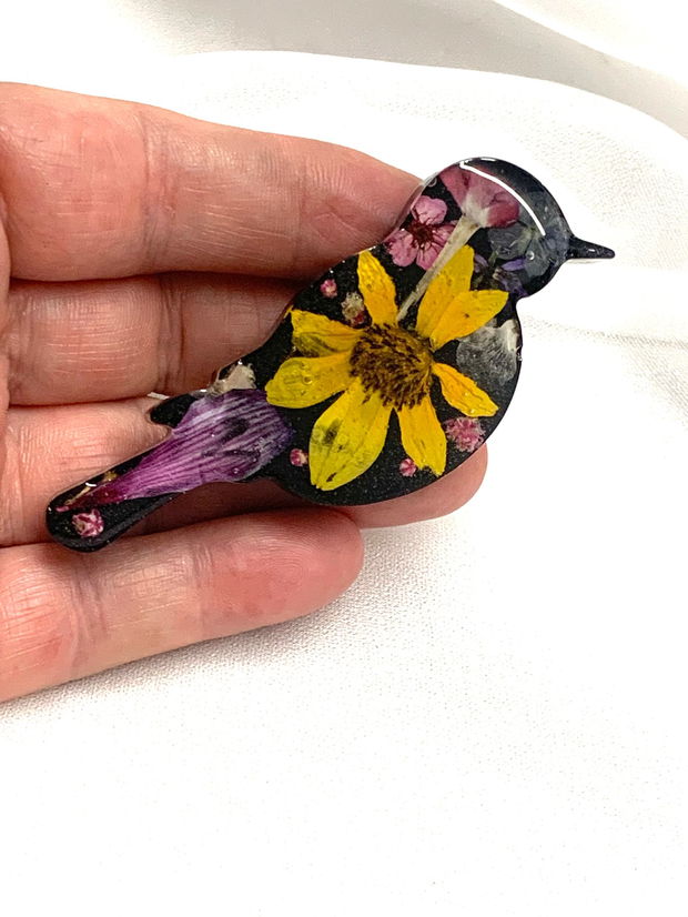 Broșă handmade unicat - din rasina 00594
