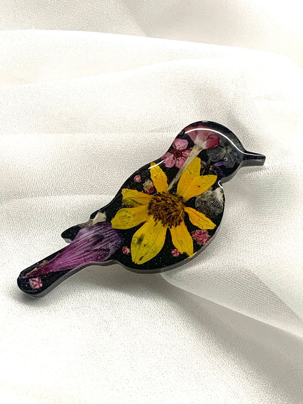 Broșă handmade unicat - din rasina 00594