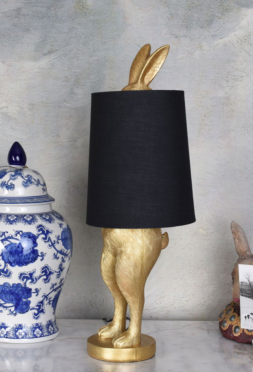 Lampa de masa Alice in tara minunilor