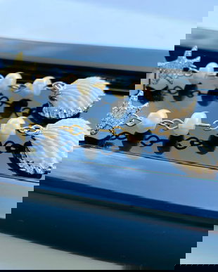 Cercei cu perle naturale de cultura si scoici