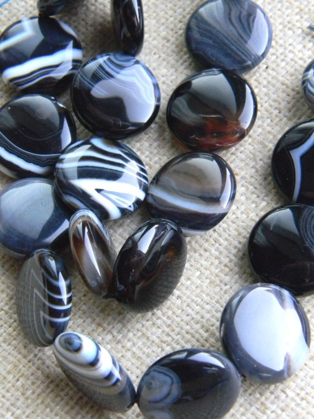 Onix margele (AV2)