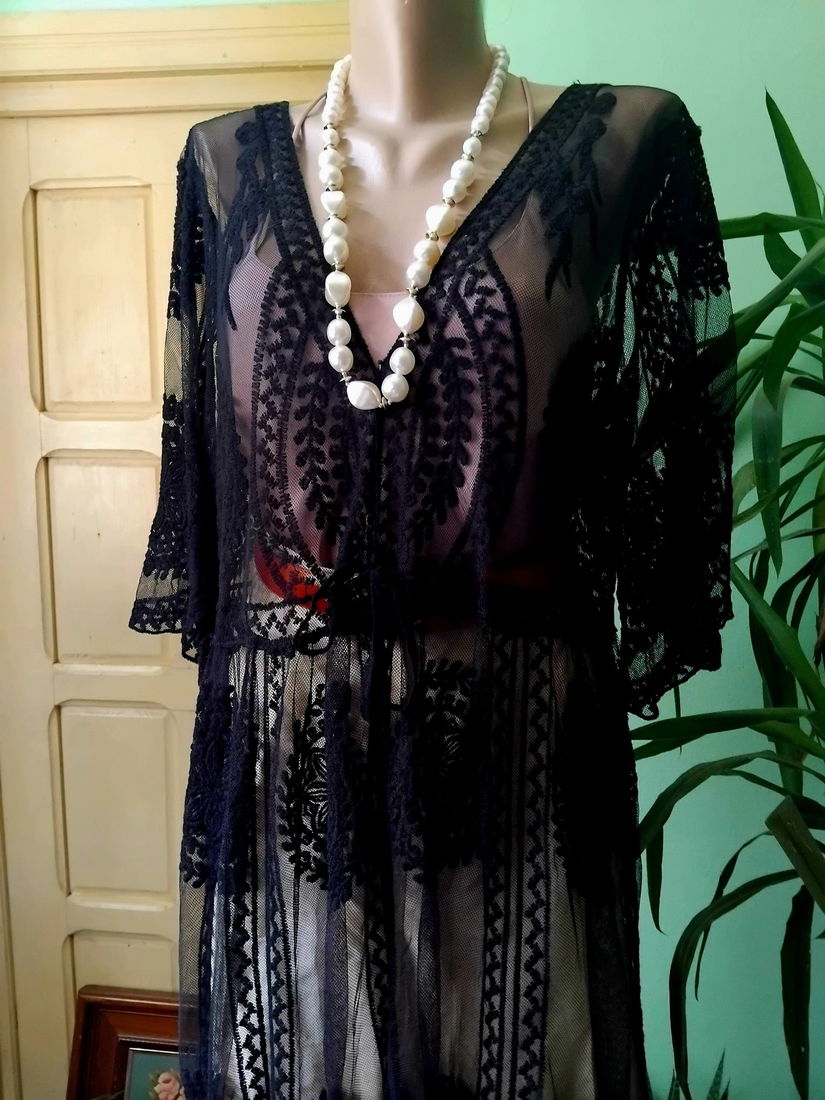 Overdress dantela neagra pe tulle
