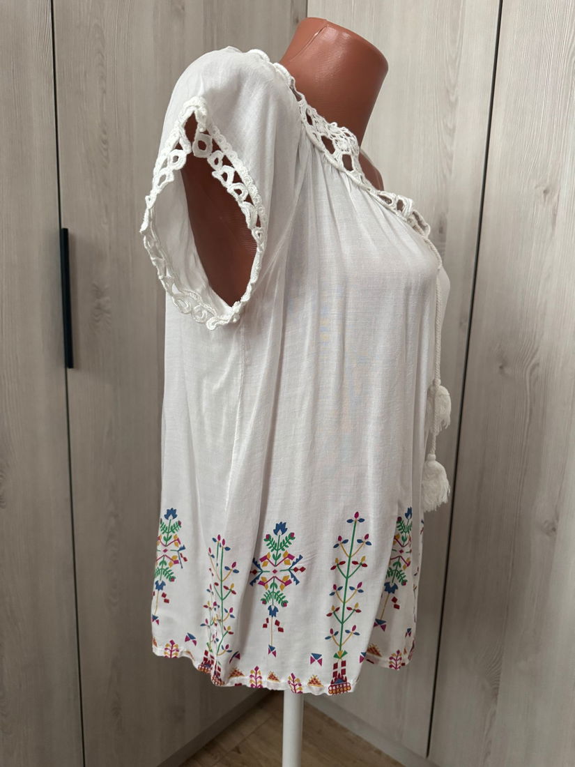 BLUZĂ VÂSCOZA CU BRODERIE ITALIA