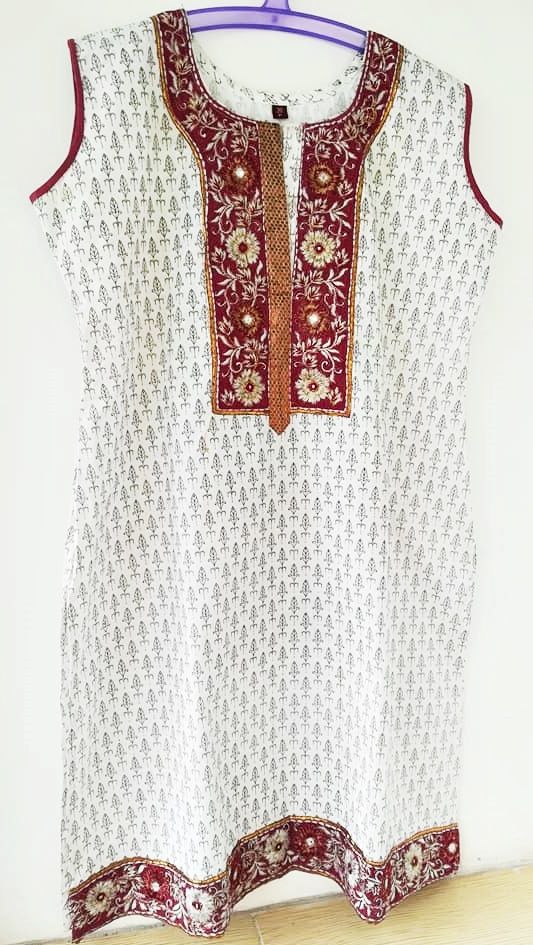 rochie tunica brodata , 36 P