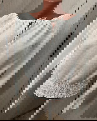 SUPERBA BLUZA BENETTON TIP IE , IN ,MARIME S