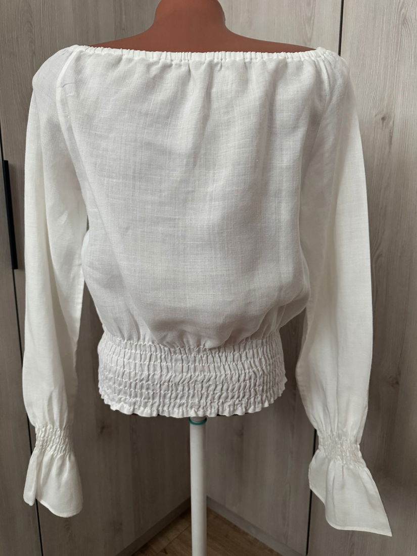 SUPERBA BLUZA BENETTON TIP IE , IN ,MARIME S