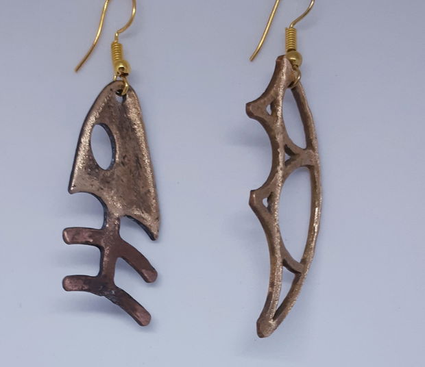 Cercei unicat, asimetrici, tribali, amulete din bronz