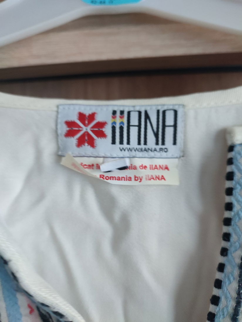 Bluză damă tip ie cu model brodat
