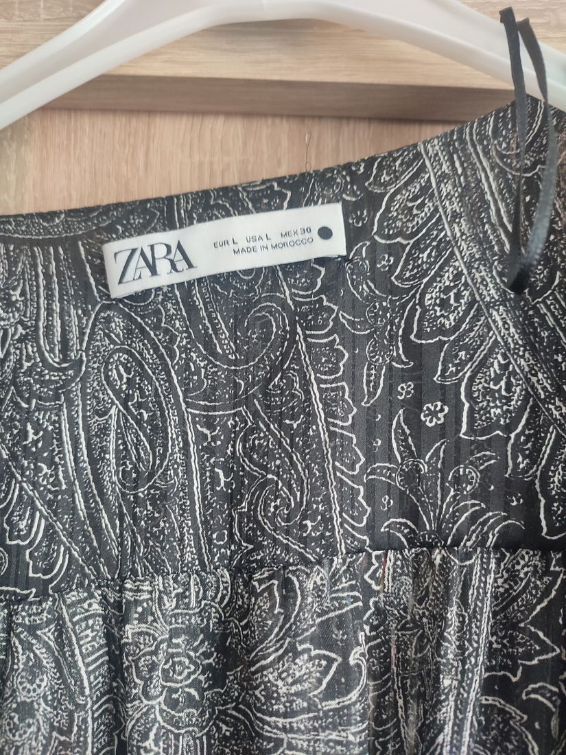 Rochie subțire din voal cu mânecă lungă Zara