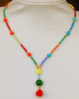 Colier handmade din margele de nisip si sidef