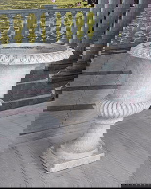 Jardinera antichizata pentru gradina